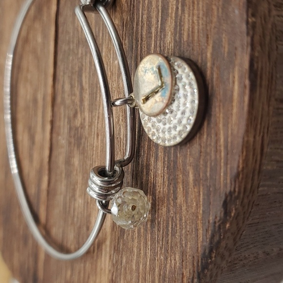 B2513 antiquated Initial L customized monogram charm bracelet - Picture 2 of 2